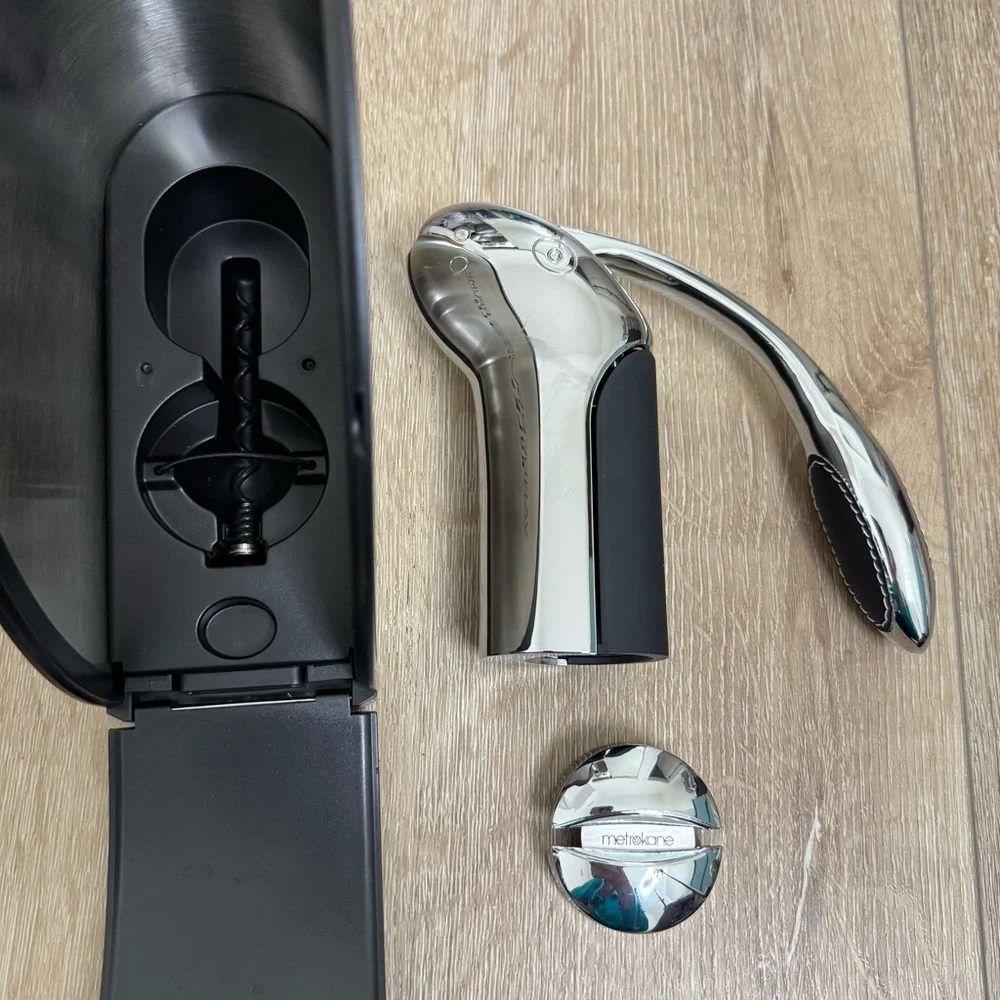 NWT Vanderpump Rules Vertical Rabbit Wine Opener Silver & Black